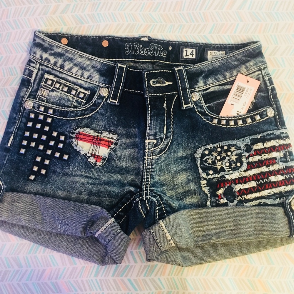 Girls Miss Me Shorts NWT